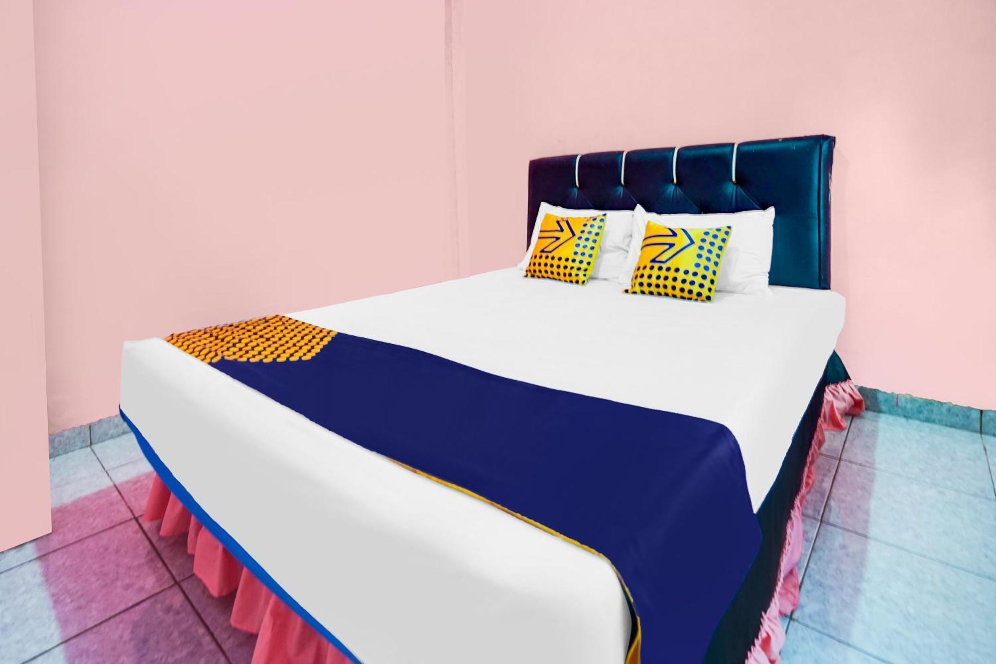 Oyo Life 92046 Garuda Residence Palembang Luaran gambar