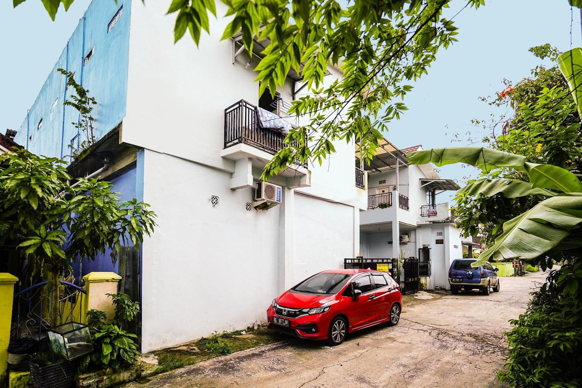 Oyo Life 92046 Garuda Residence Palembang Luaran gambar